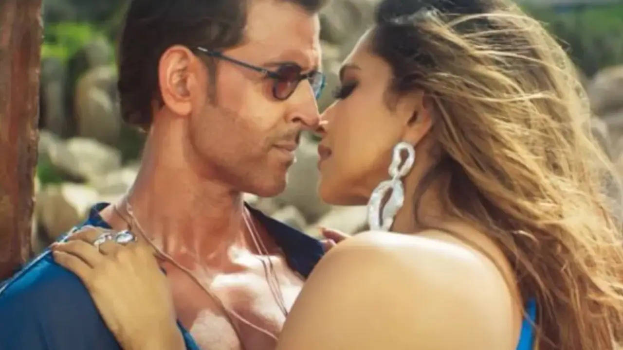 Fighter Full Movie Collection: Fighter box office collection day 9: Hrithik Roshan and Deepika Padukone’s film crosses Rs 150 crore mark in India | – Times of India