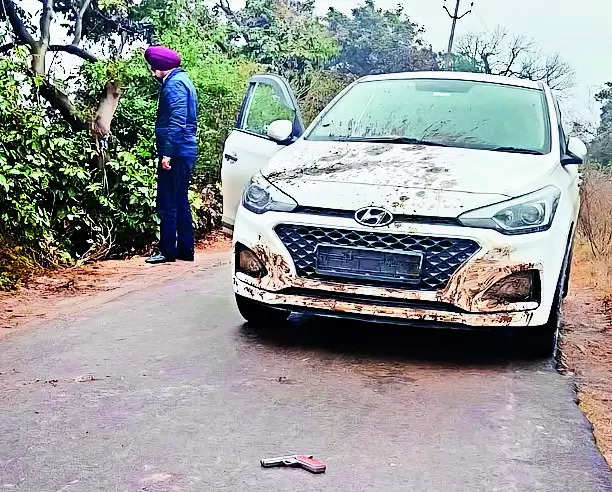 Key Accused In Carjacking Case Caught After Encounter | Ludhiana News – Times of India