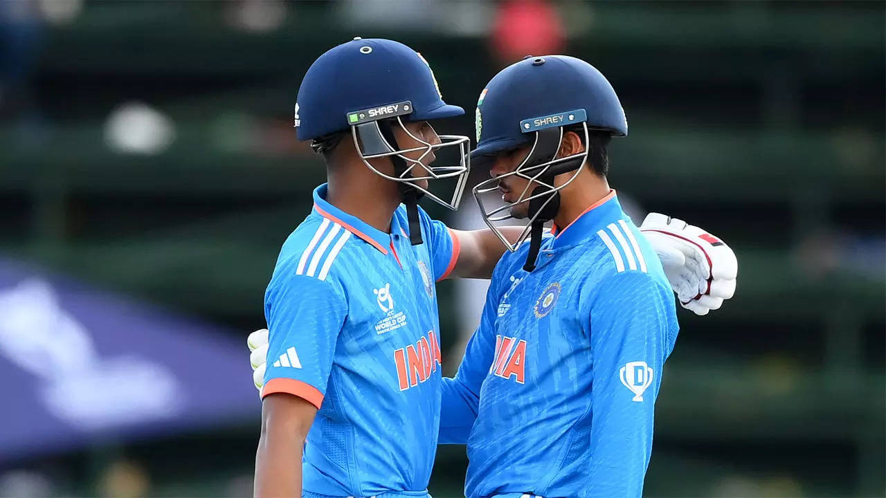 India vs South Africa U19 World Cup 2024: Limbani dismisses Stolk and Teeger early.