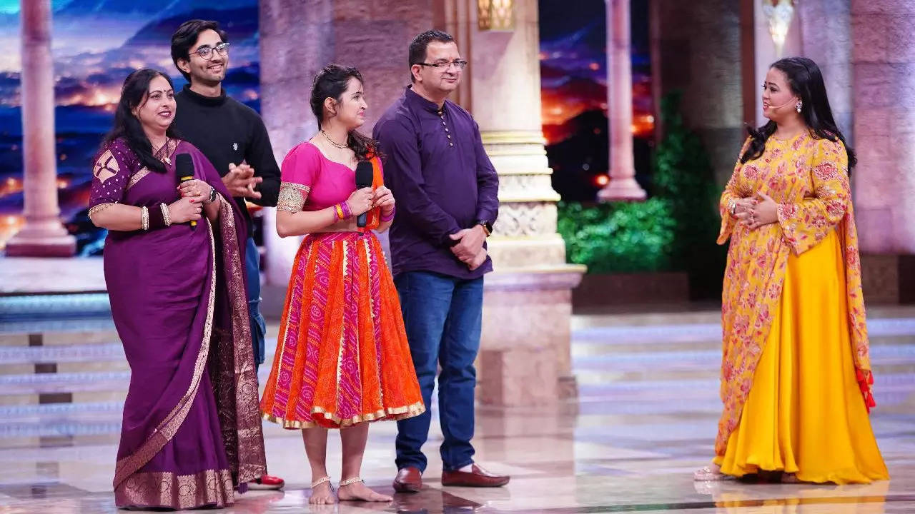 Dance Deewane: Bharti Singh brings unexpected marriage proposal for judge Suniel Shetty's son Ahan; the latter gives a hilarious reaction