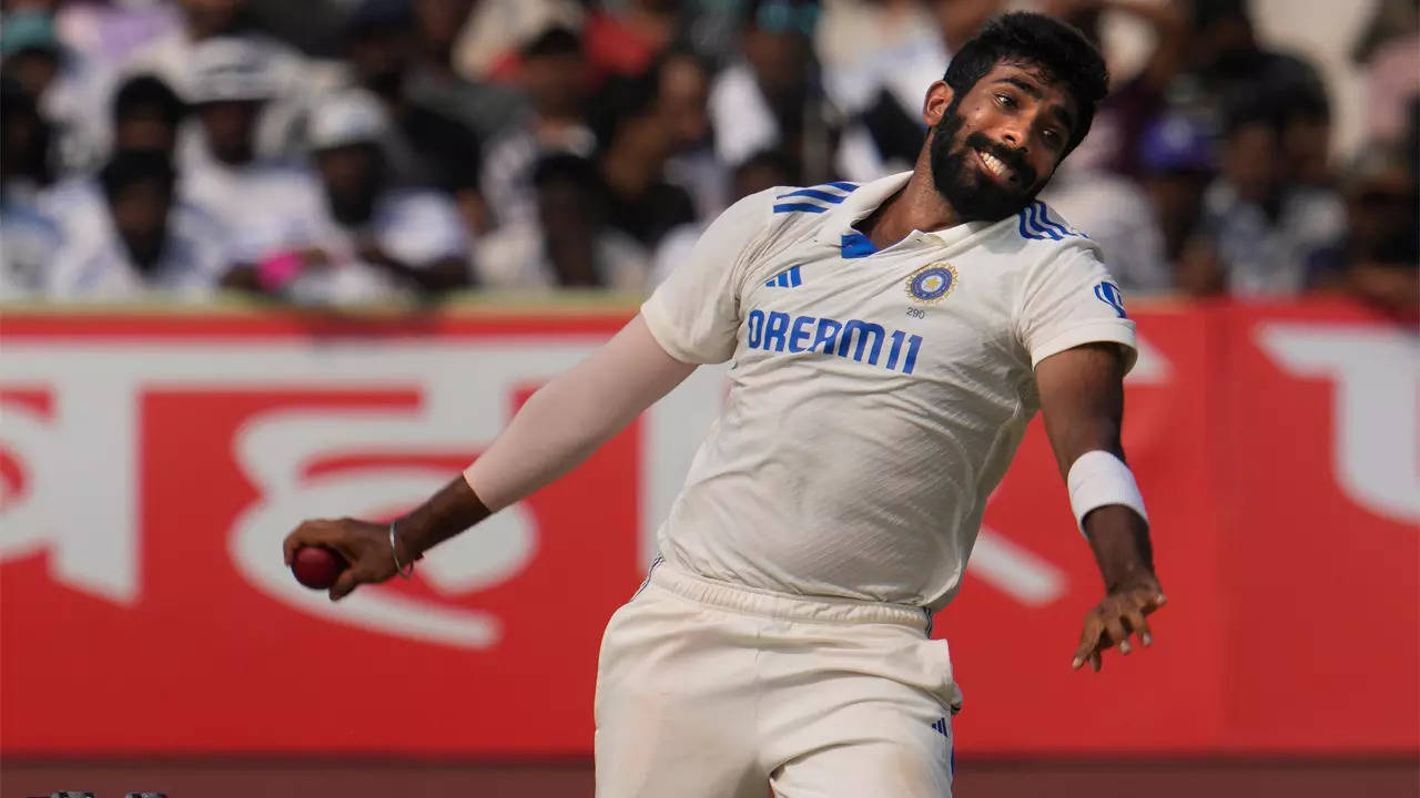 'Fantastic' Bumrah has taken pitch out of equation, says Steyn