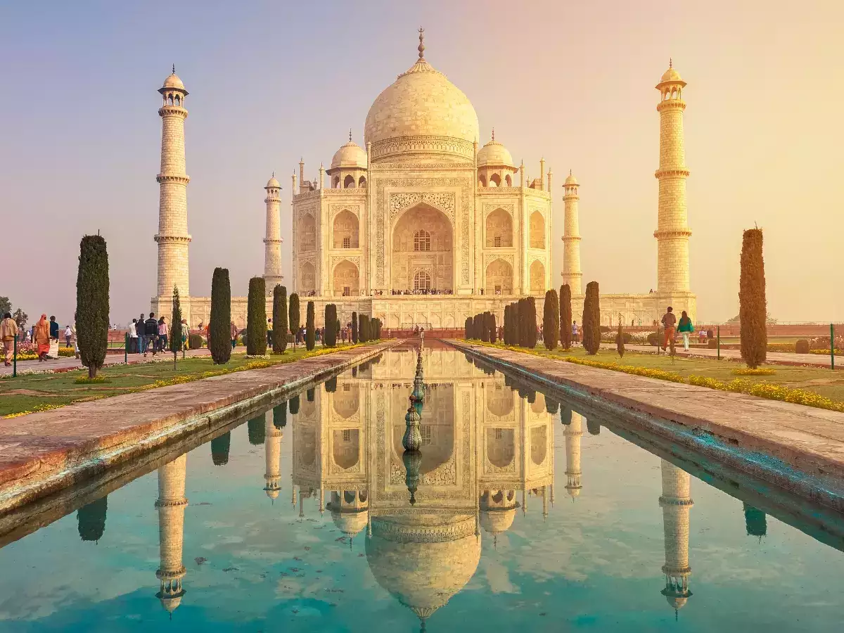 Eternal love in marble: Go back in time with Taj Mahal