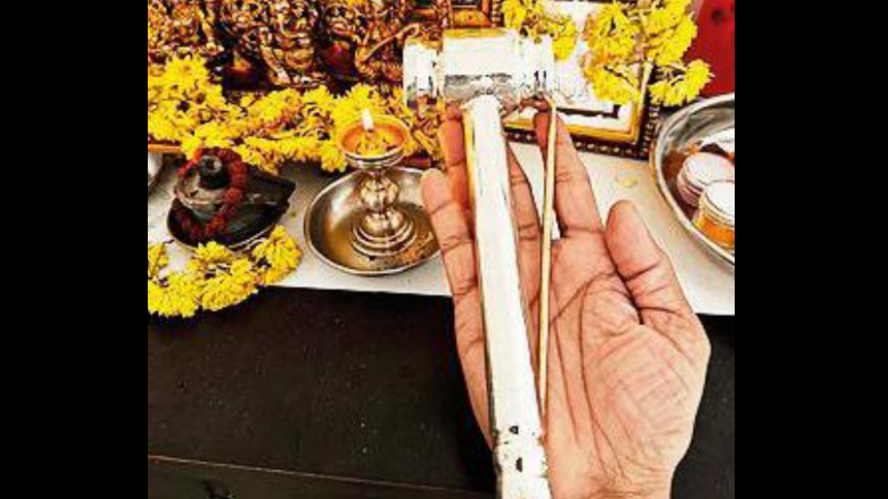 Revealed: Golden Chisel Used to Carve Ram Lalla’s Divine Eyes | Lucknow News – Times of India