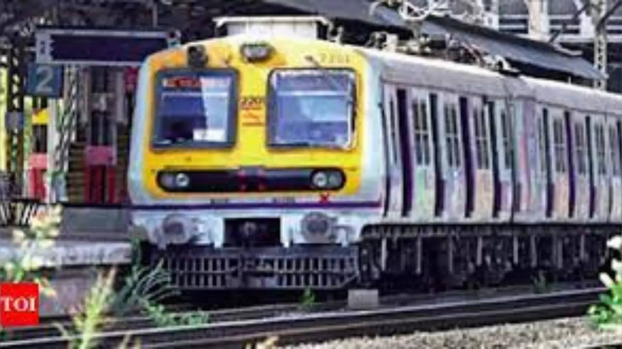 Central Railway megablock on suburban lines to inconvenience commuters today | Mumbai News – Times of India