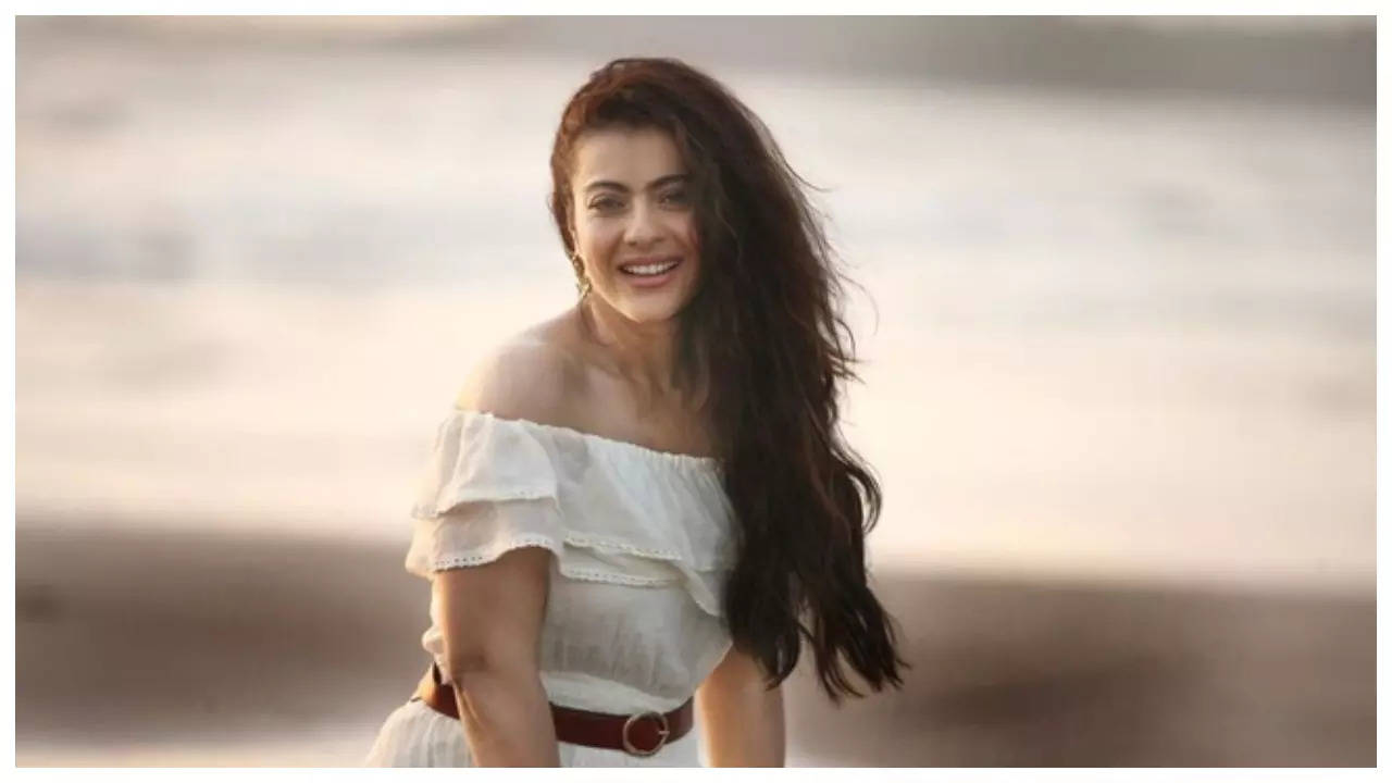 After ‘Ishq’ with Ajay Devgn, Kajol wishes to be a part of yet another comedy movie; hints at forthcoming horror project – WATCH video | – Times of India