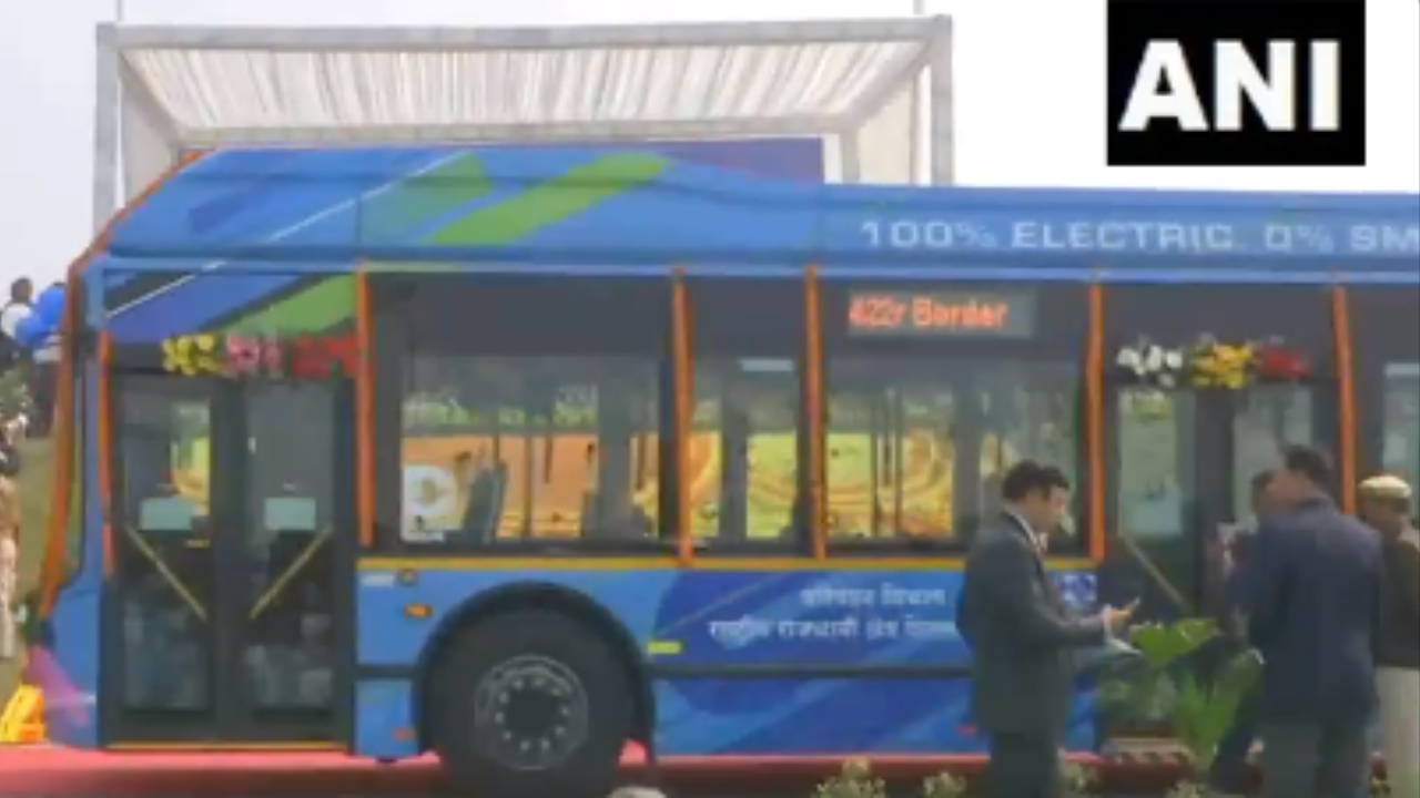 350 e-buses launched in Delhi, Arvind Kejriwal says capital has highest number of such buses | Delhi News – Times of India