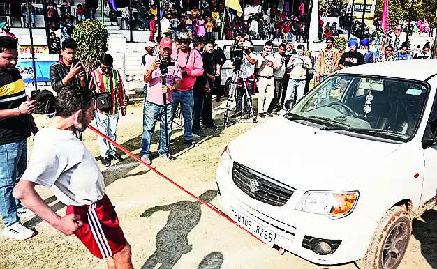 Participants pull cars with teeth, perform taekwondo at Rural Olympics in Ludhiana | Ludhiana News – Times of India