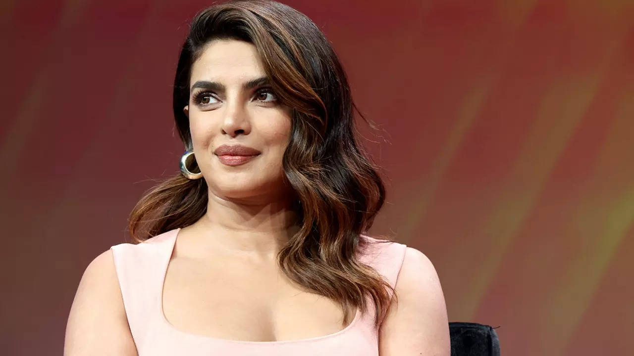 When Priyanka Chopra reacted to reports of Shahid Kapoor opening the door at her house during IT department’s raid: ‘We’re laughing but it’s CHEAP’ | – Times of India