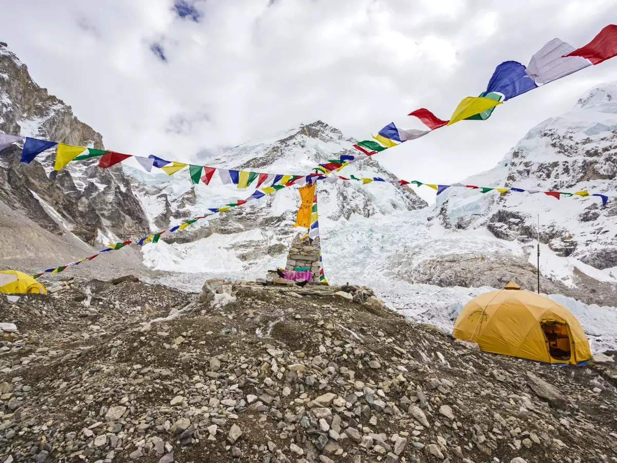 Two foreigners die near Everest base camp due to high altitude sickness