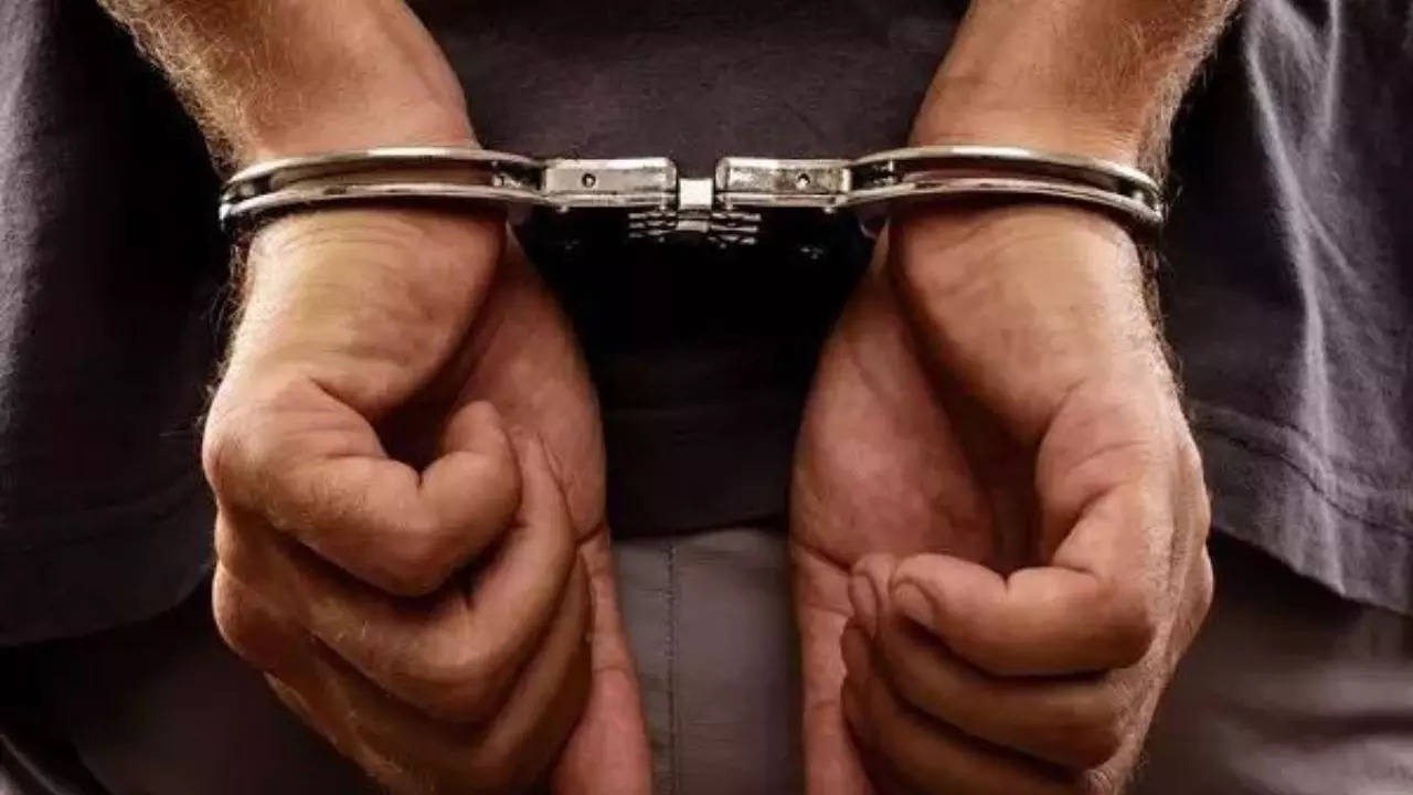 Ludhiana rural police arrests two drug peddlers with 260 grams heroin, illegal pistol