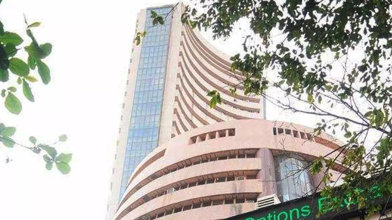 Nifty touches new life high, sensex nears all-time peak