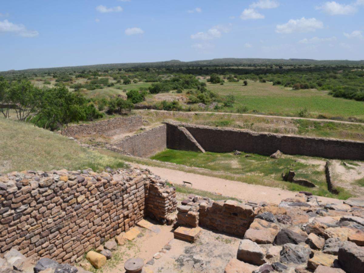 Kutch: Villagers discover Harappan site during gold hunt near Dholavira