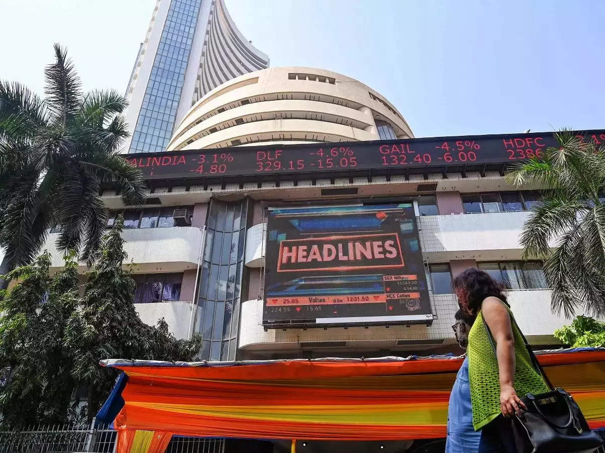 Closing bell: Sensex plunges 434 points, Nifty settles at 22,055