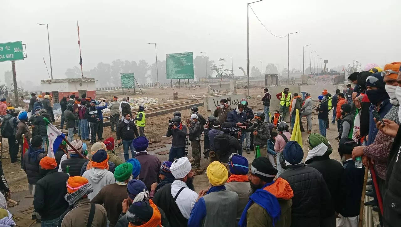 Farmers’ protest escalates as SKM condemns death at Punjab border | Chandigarh News – Times of India