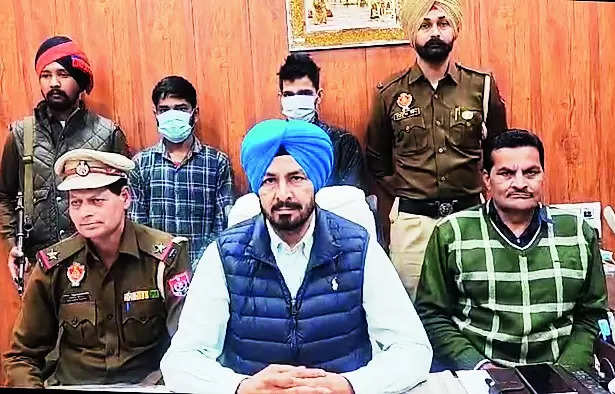 Heroin on Instagram: 2kg seizure blows lid off new drug biz tactic | Ludhiana News – Times of India