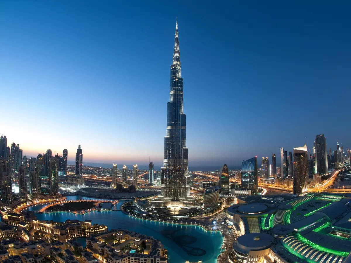 10 tallest buildings in the world that are impossible to miss