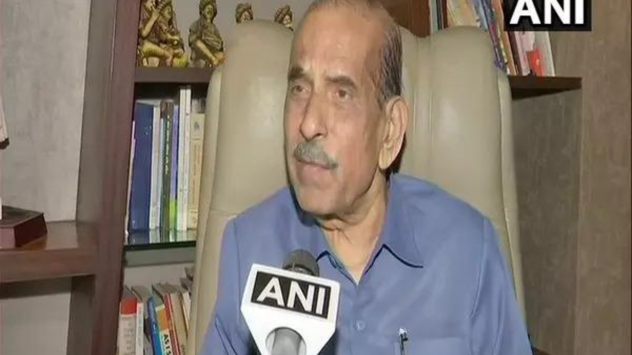 Former Lok Sabha speaker Manohar Joshi dies of cardiac arrest