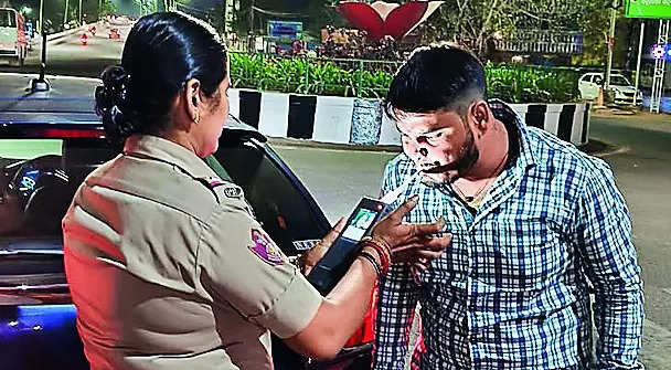 Cops Crack Down on Drunk Drivers to Keep City Streets Safe | Bhubaneswar News – Times of India