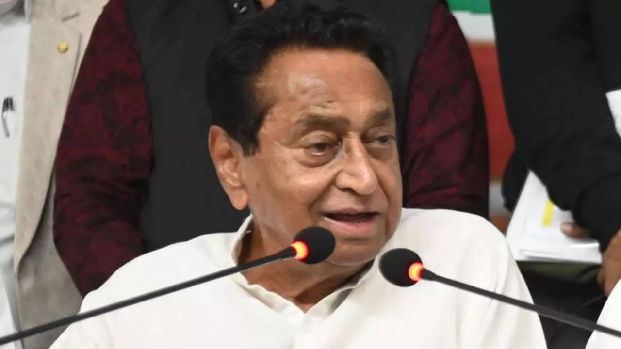 Kamal Nath ends suspense over BJP switch, praises Rahul