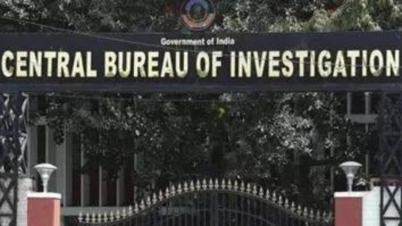 CBI arrests railway official while accepting bribe in his office | Mumbai News – Times of India