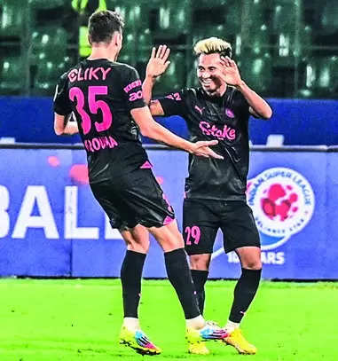 Bipin’s brace shuts out Chennaiyin, helps Mumbai to go 2nd