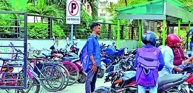 Bikes take over New Town pavement, no-parking zone