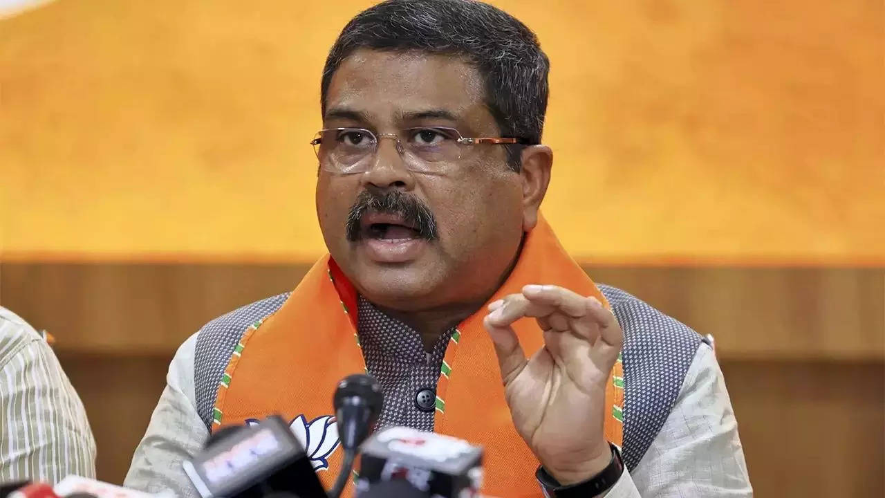 Dharmendra Pradhan attends Chasa community meeting | Bhubaneswar News – Times of India