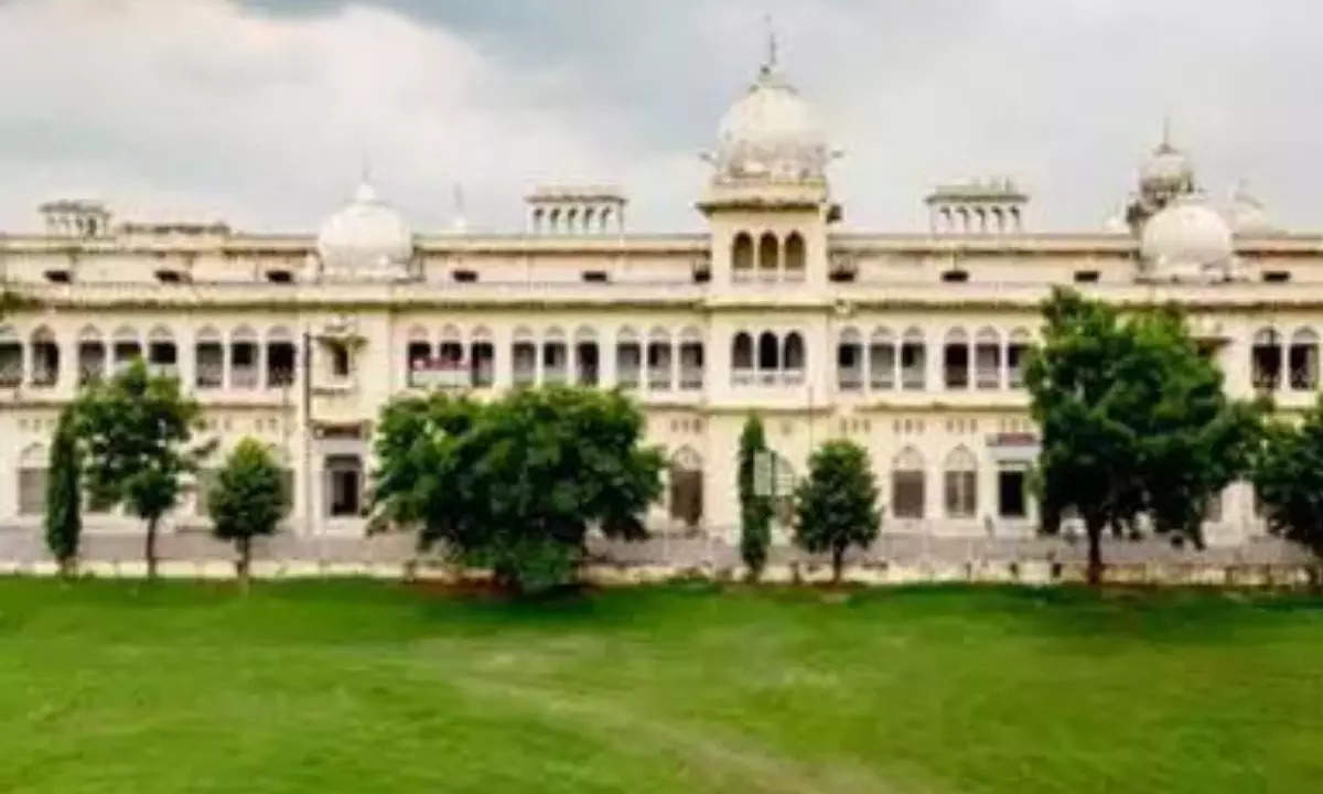 Lucknow University Asks 51 Colleges to Get Temporary Affiliation Renewed | Allahabad News – Times of India