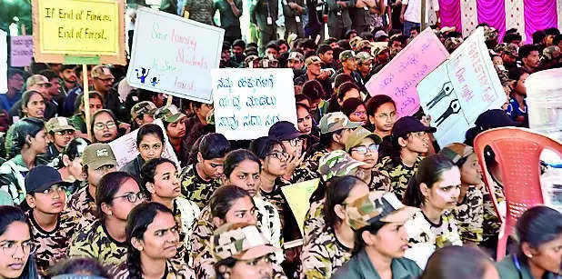 Quota share in govt jobs shrinks, BSc forestry students protest | Bengaluru News – Times of India