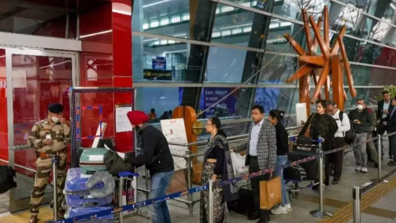 Bomb Threat at Delhi’s IGI Airport: Investigation Reveals it to be a Hoax | – Times of India