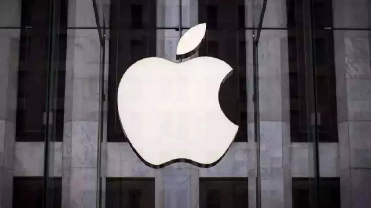 Apple cancels work on electric car, source says