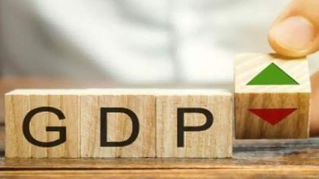 GDP growth at 8.4% in 3rd quarter, fastest in 1.5 years