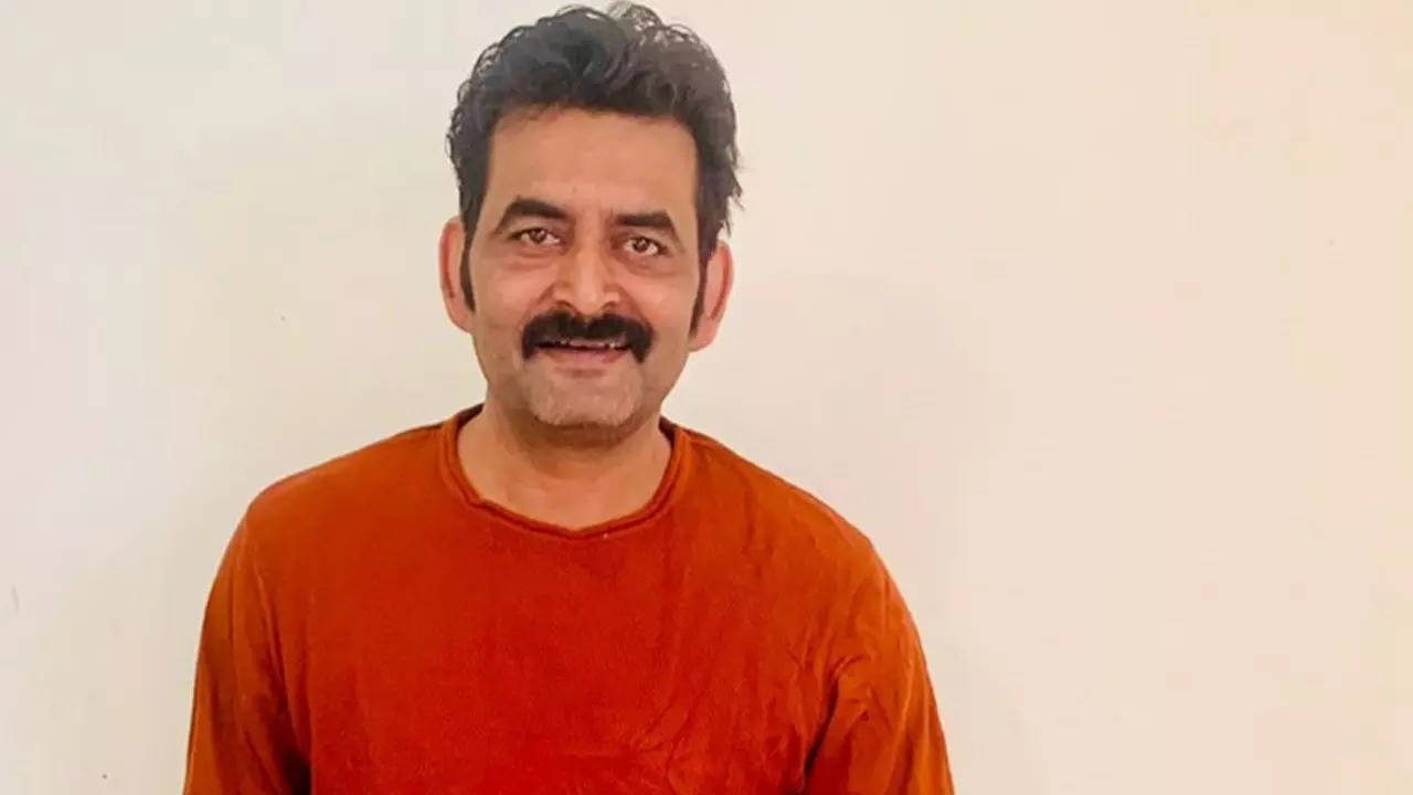 Exclusive - Atal actor Mahmood Hashmi took the unconventional path of a delivery boy to transform his physique for a film role; reveals shedding 12 kgs in two months