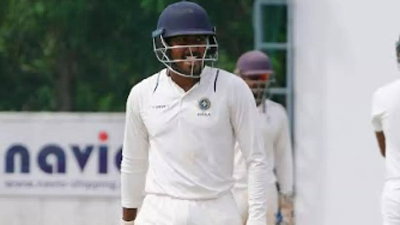 Kerala lad Abijith smashes six sixes in an over