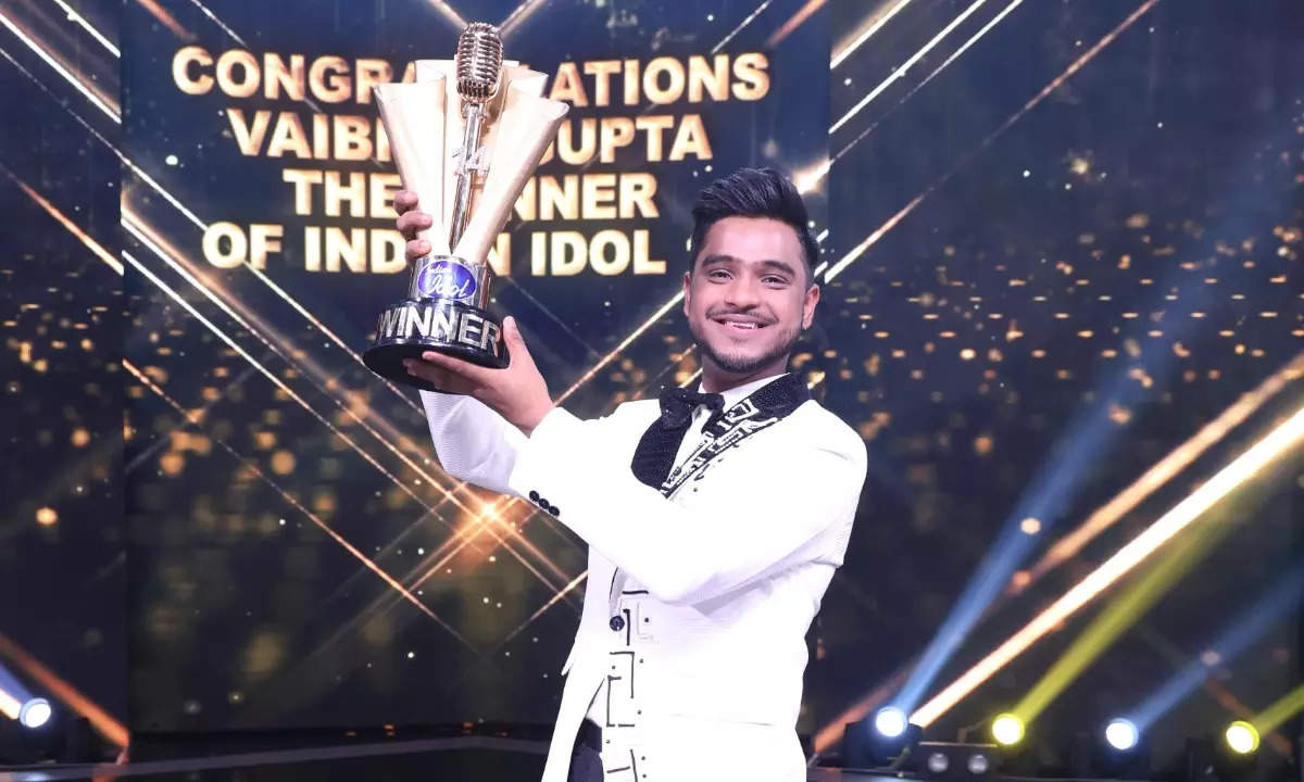 Kanpur’s Vaibhav Gupta wins Indian Idol 14 trophy; takes home Rs 25 lakh cash and a car