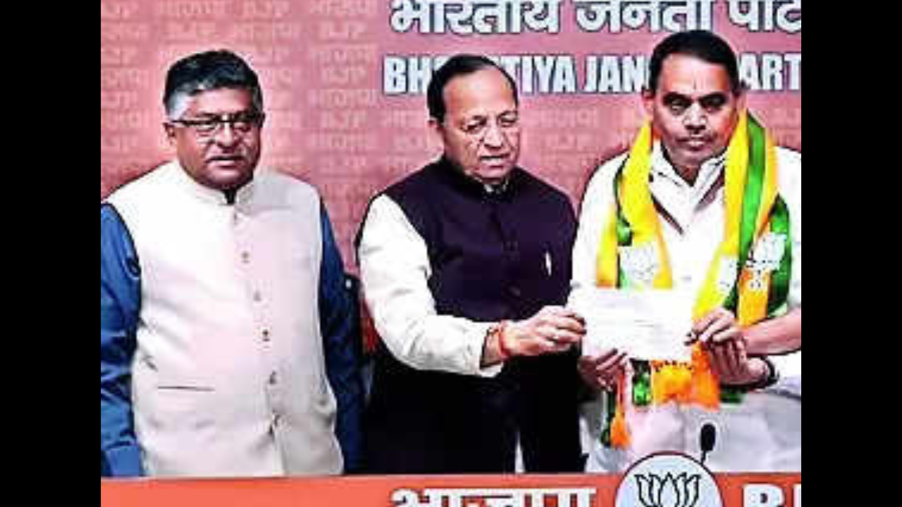Cong's ex-MP from Kashi Rajesh Mishra joins BJP
