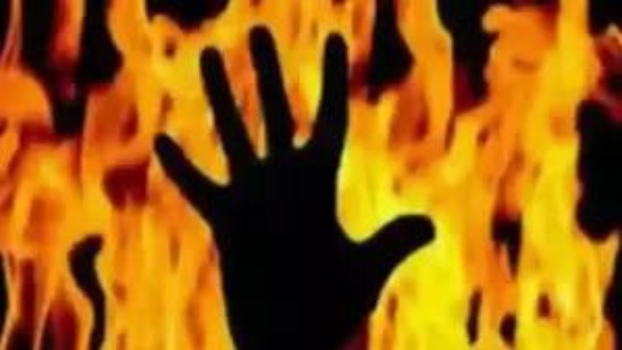 ‘Humiliated’ by cop, man sets self ablaze at Sadar Jagraon police station