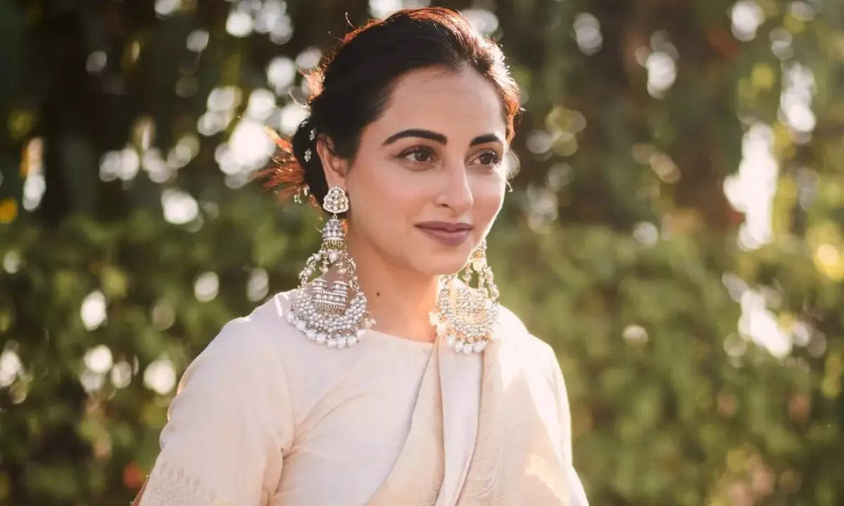 Actress Niyati Fatnani on International Women's Day: Let’s celebrate this day by breaking the barriers of narrow-minded thoughts - Exclusive