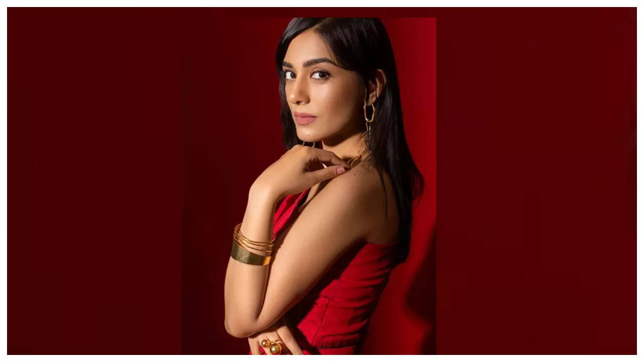 Girls’s Day 2024! Amrita Rao: A person does not want ten semi-nude girls dancing behind him to say his heroism or machismo; this warrants change – Unique |
