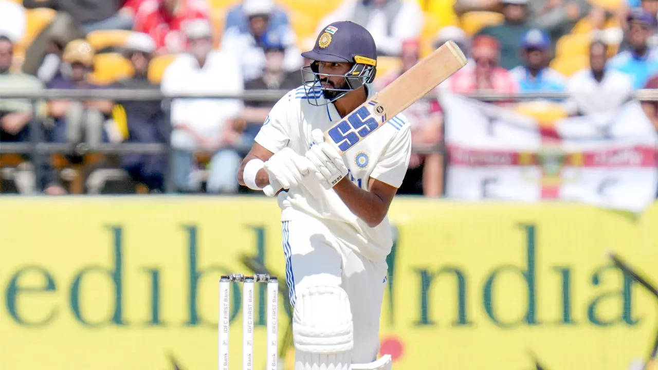Dravid's pep-talk calms Padikkal ahead of Test debut