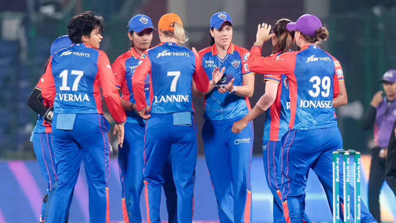 DC beat RCB in last-ball thriller, qualify for WPL playoffs