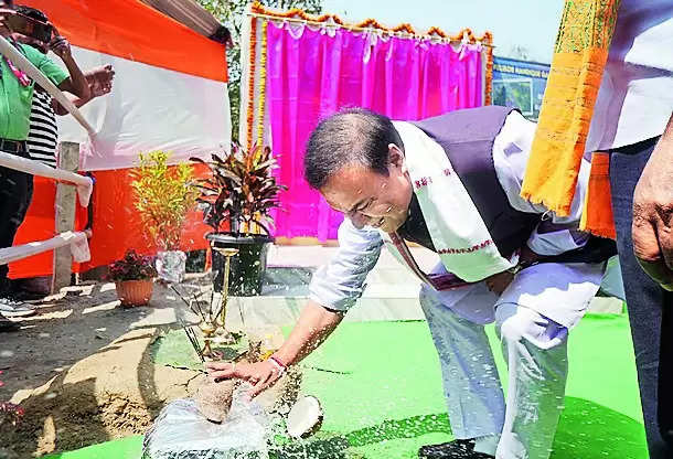 Sarma flags off 1200-crore projects in Golaghat, Nagaon