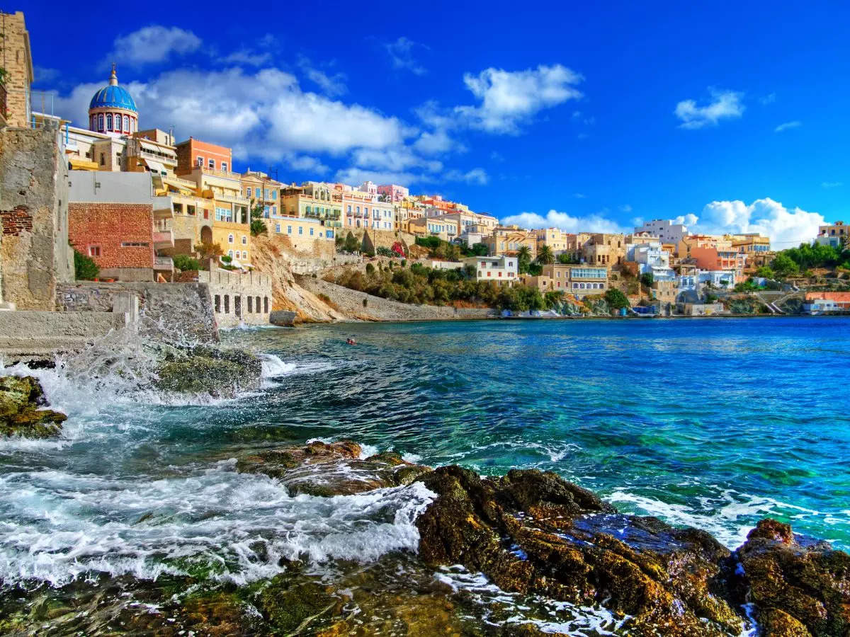 Syros in Greece voted as the best destination for solo travellers!
