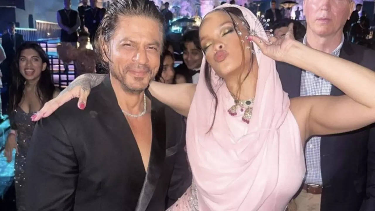 Rihanna vibes to Shah Rukh Khan’s ‘Jawan’ music ‘Chaleya’ at Anant Ambani and Radhika Product owner’s pre-wedding bash | Hindi Film Information