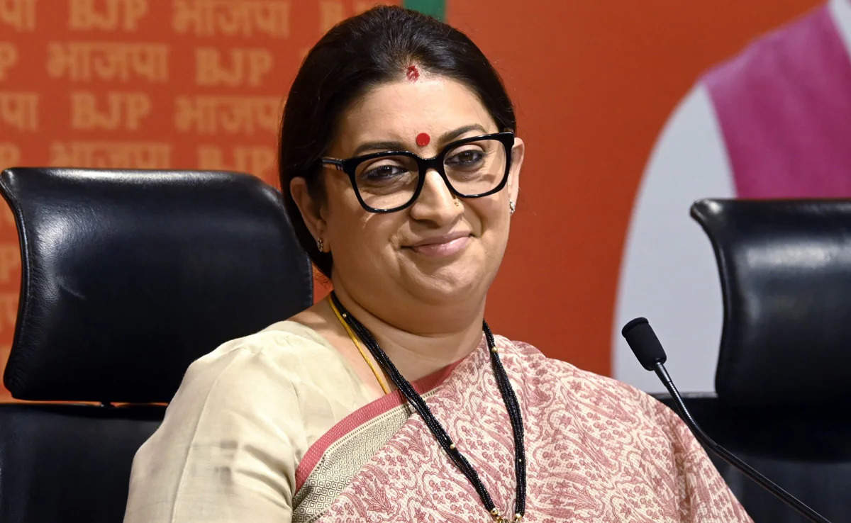 Smriti Irani recalls working for a fast food chain and washing dishes during her first job; opens up about her early life struggles