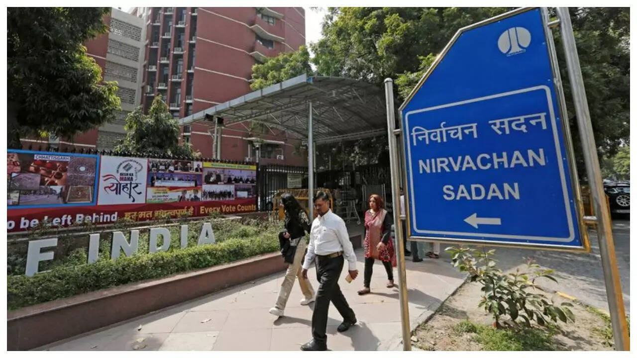 EC to announce Lok Sabha election schedule at 3pm tomorrow
