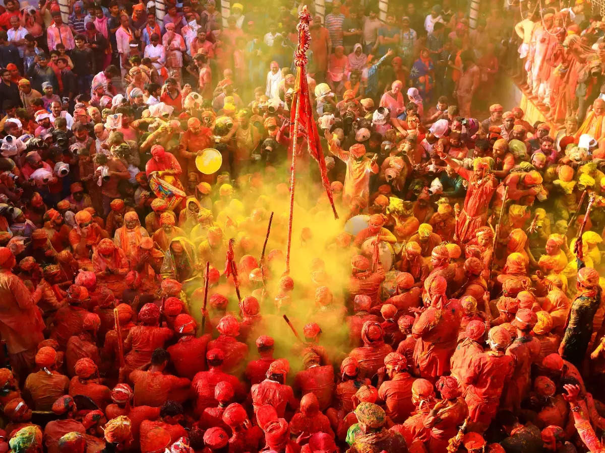 Holi in Mathura: Holi festivities begin on the streets of Barsana from Monday