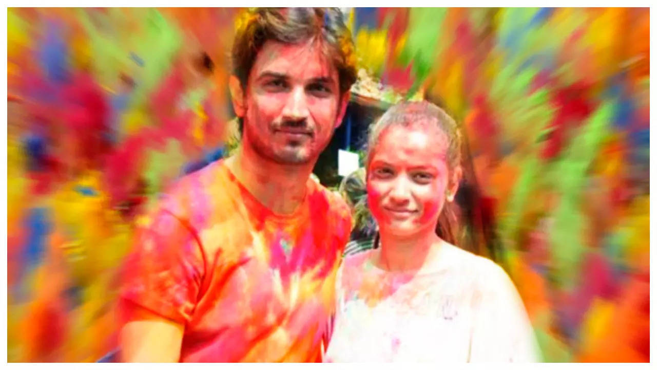 UNSEEN video of SSR-Ankita playing Holi goes viral
