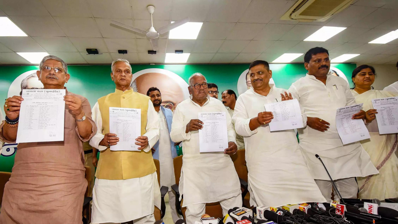 JD(U) releases list of 16, drops 2 MPs, picks pair of turncoats