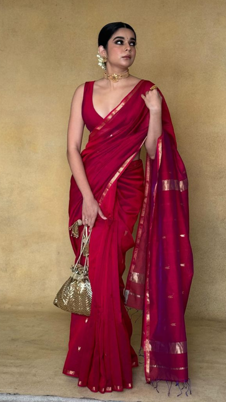 10 Indian states and their traditional saris